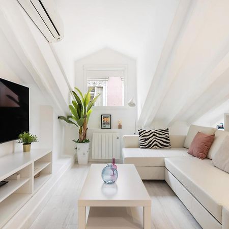 Cb21 Apartment Madrid Buitenkant foto