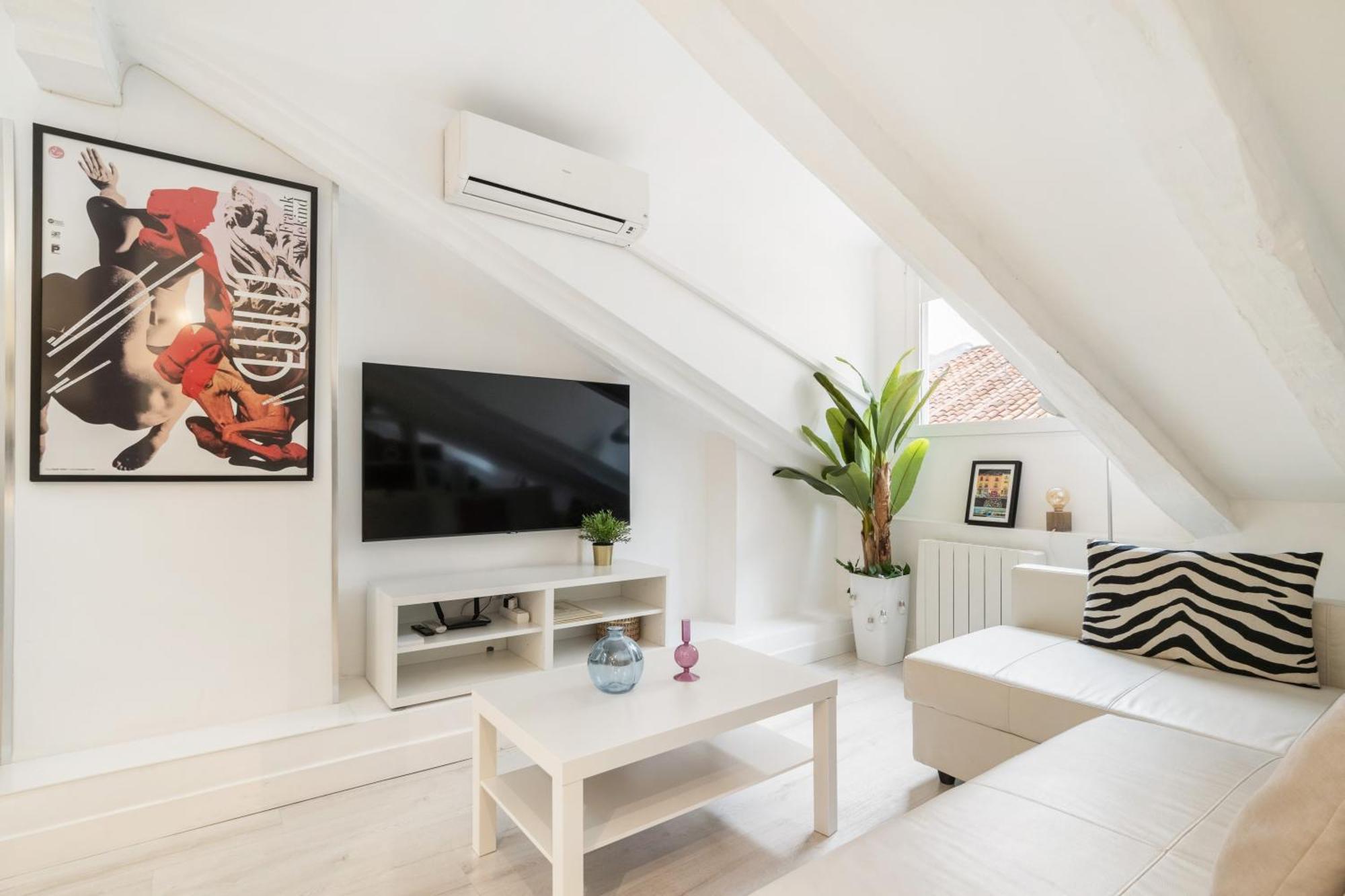 Cb21 Apartment Madrid Buitenkant foto
